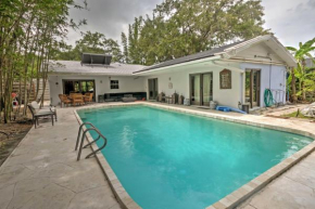 Sarasota House with Backyard Oasis 6 Mi to Beach!